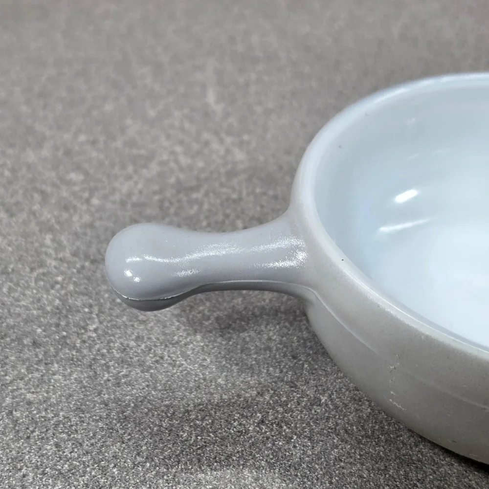 Glasbake Soup, Cereal, Chili Bowl 5in Gray Excellent J-314 Milk Glass Handle